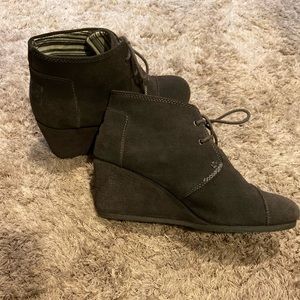 TOMS Grey Wedge Bootie size 8.5